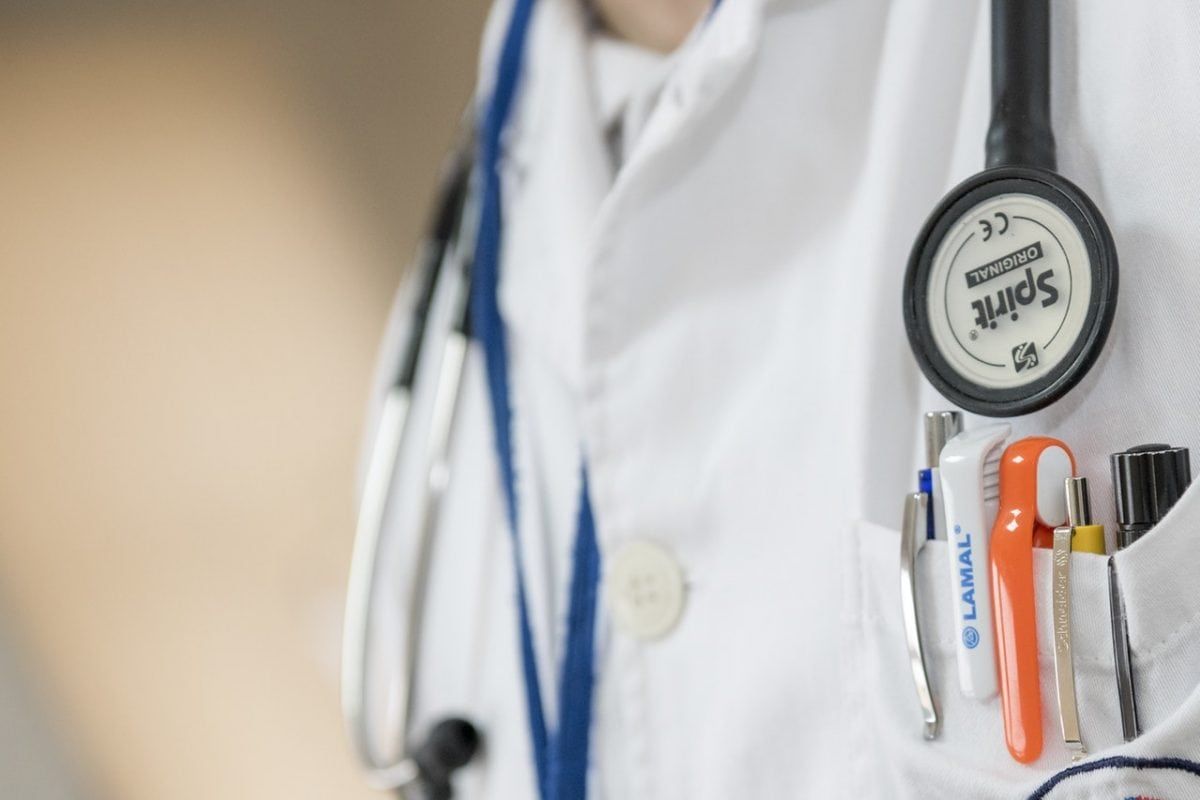 Coronavirus UK – Doctor claims govt inaction may have caused thousands of infections & doctors to die like “lambs to the slaughter”