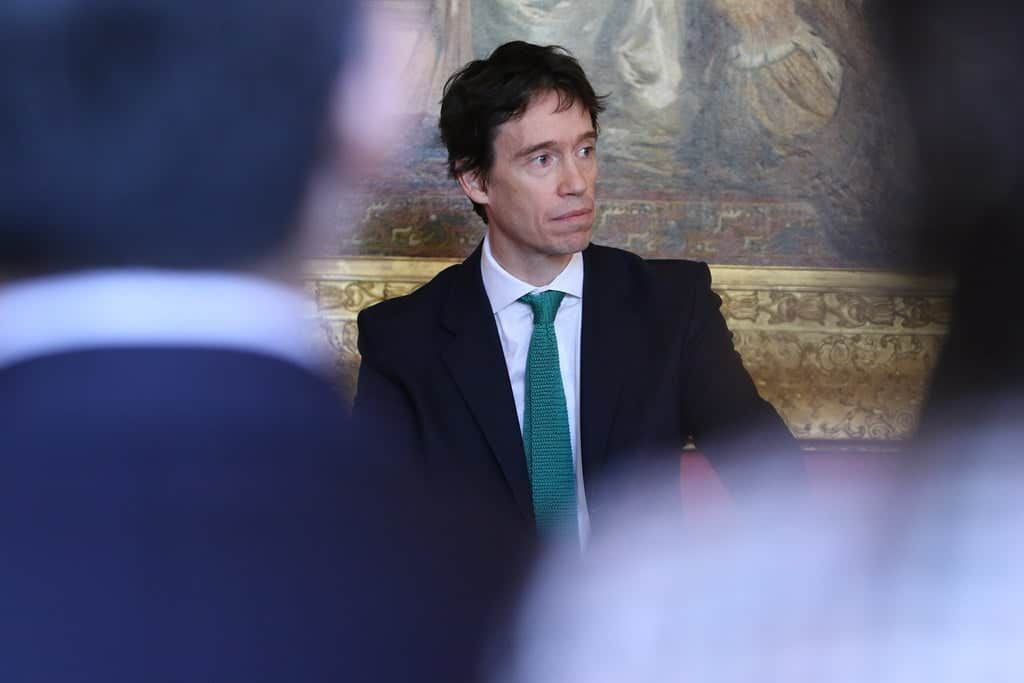 Rory Stewart vid from March 2020 goes viral