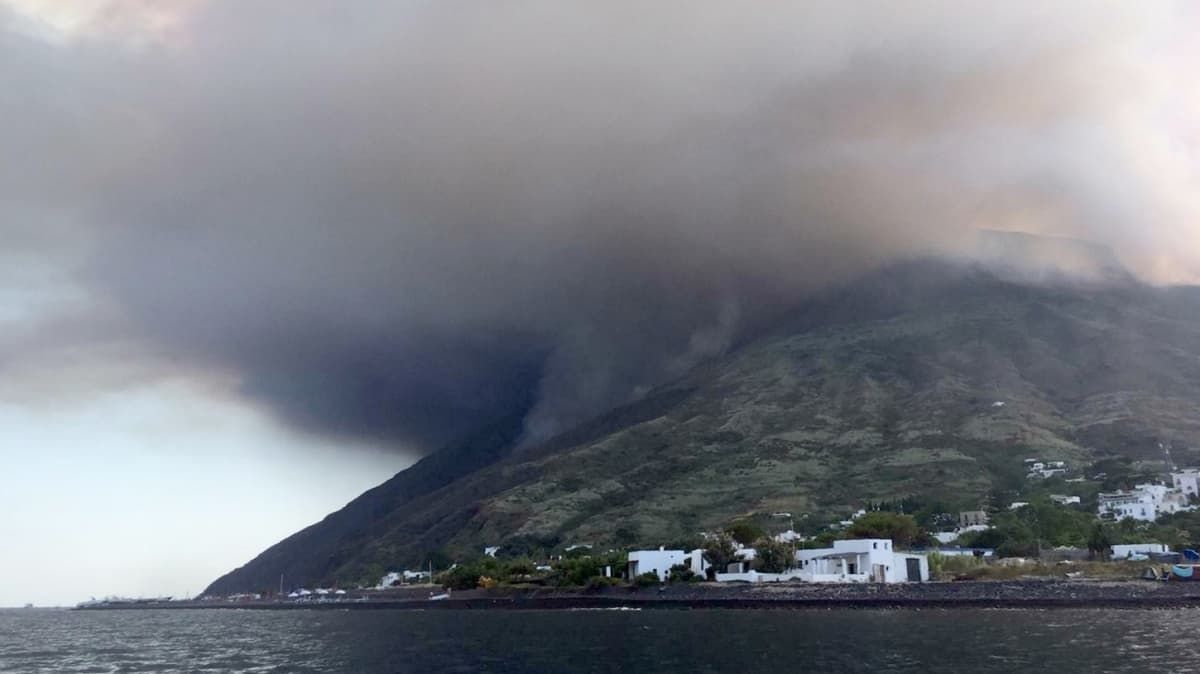 Hiker killed as volcano erupts on Sicilian island of Stromboli