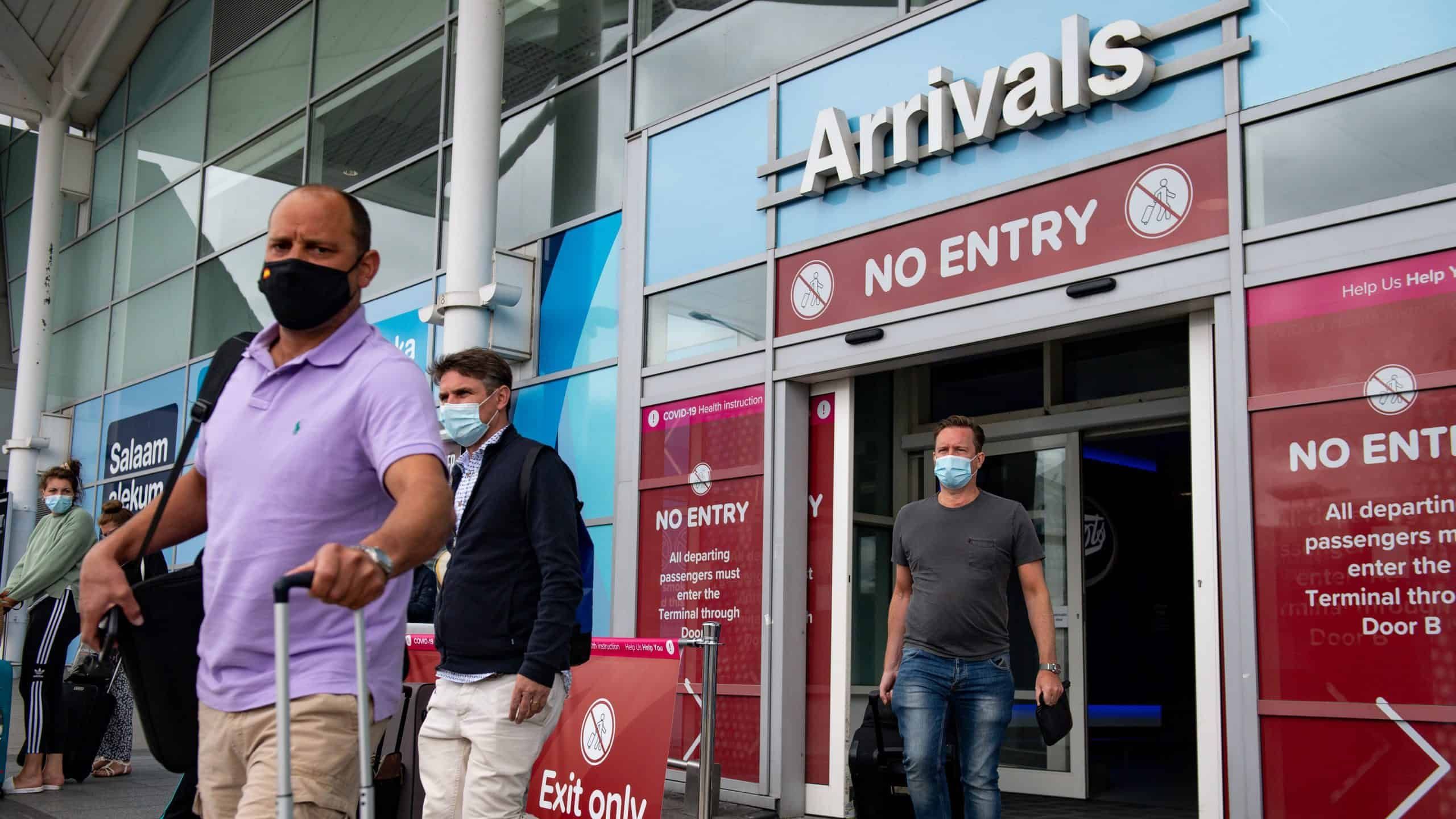 No foreign travel is ‘risk-free’, Downing Street warns