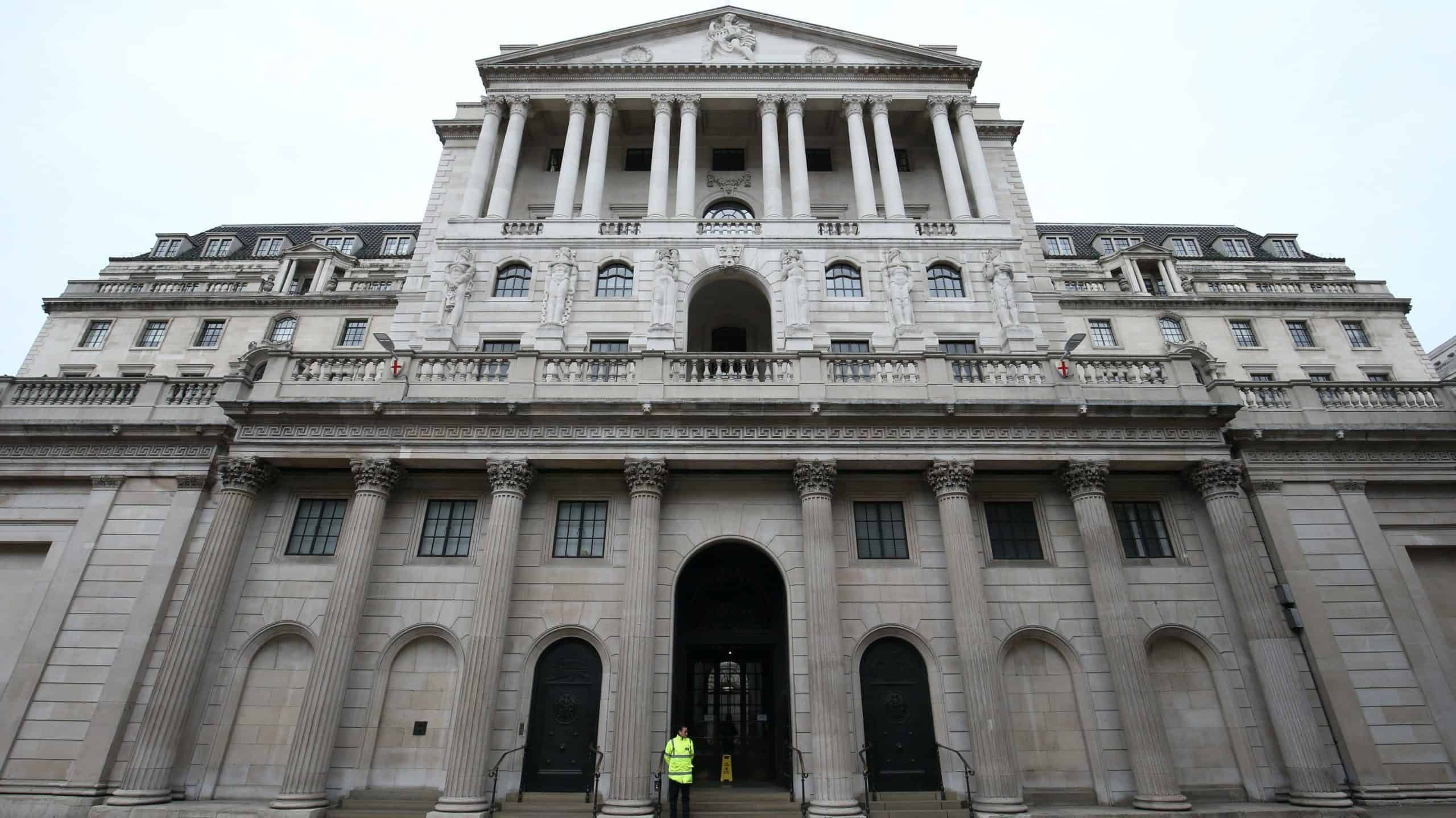 UK set for ‘incomplete V-shaped’ economic recovery, warns Bank rate-setter