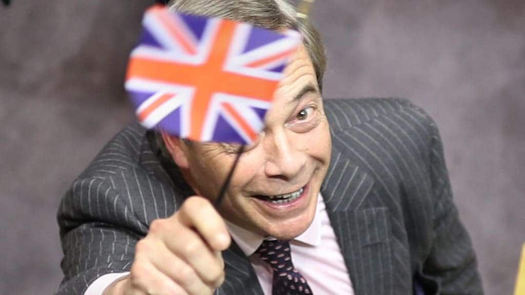 Nigel Farage joins GB News with vow to ‘not take the knee’