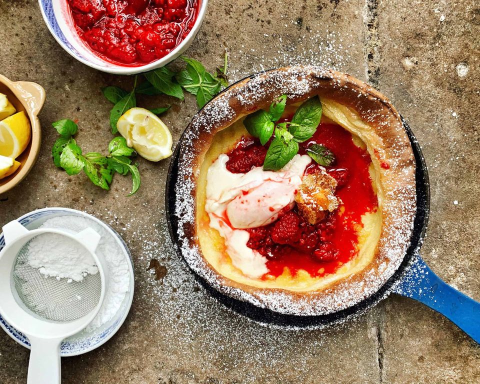 Dutch Baby Pancake recipe with mascarpone, raspberry and honeycomb