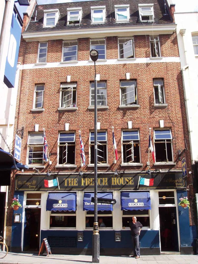 The French House Soho, best pubs in central London | Photo: Ewan Munro / Flickr