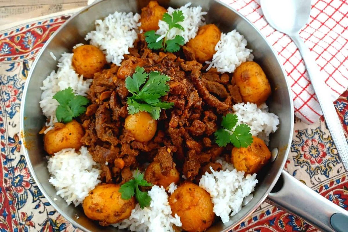 Beef Masala Curry with Smoked Paprika - The London Economic