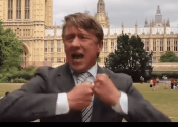 Credit: @JonathanPieNews/Twitter