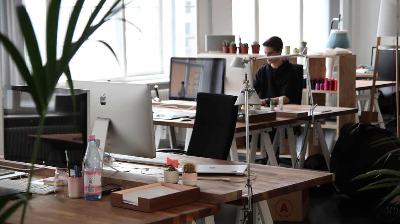 Keeping Your Business Spotless: The Benefits of Commercial Carpet Cleaning in London