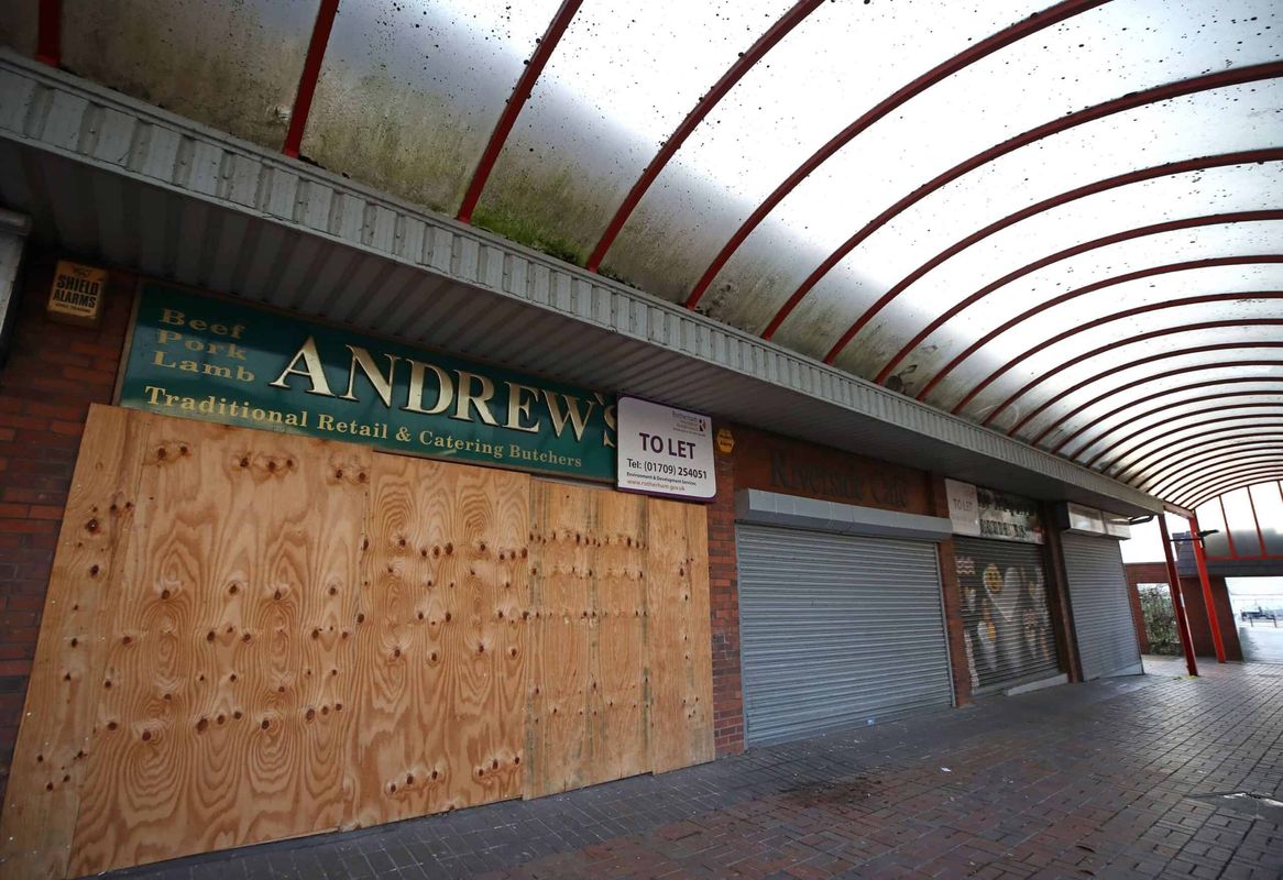 Britain loses 6,000 storefronts in five years