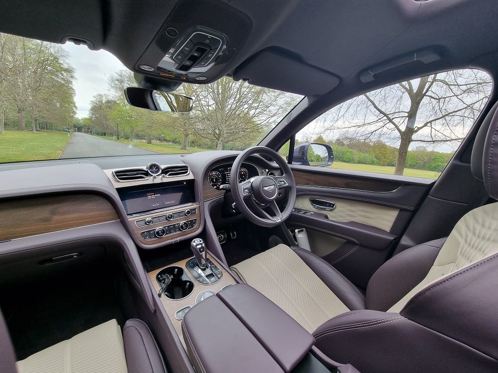 Bentley Bentayga EWB front seats and driver's view