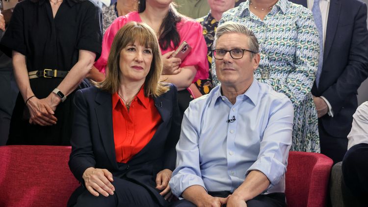 Odds shorten on new prime minister as Keir Starmer faces leadership crisis