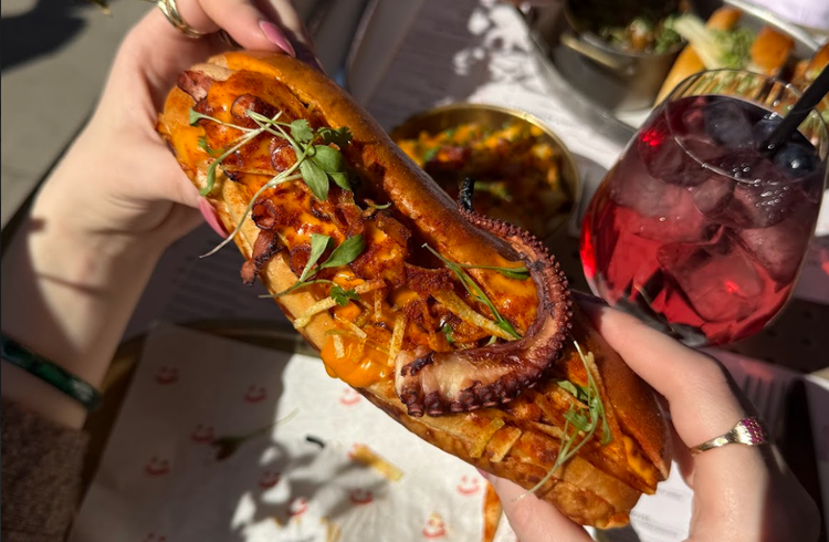 octopus hot dog london la spot