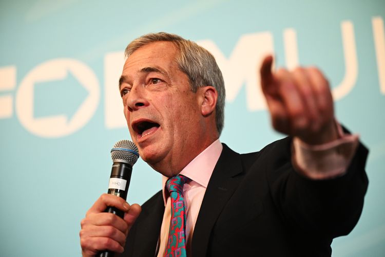 Elon Musk's Grok AI accuses Farage of spreading fake news over 'migrant invasion' video
