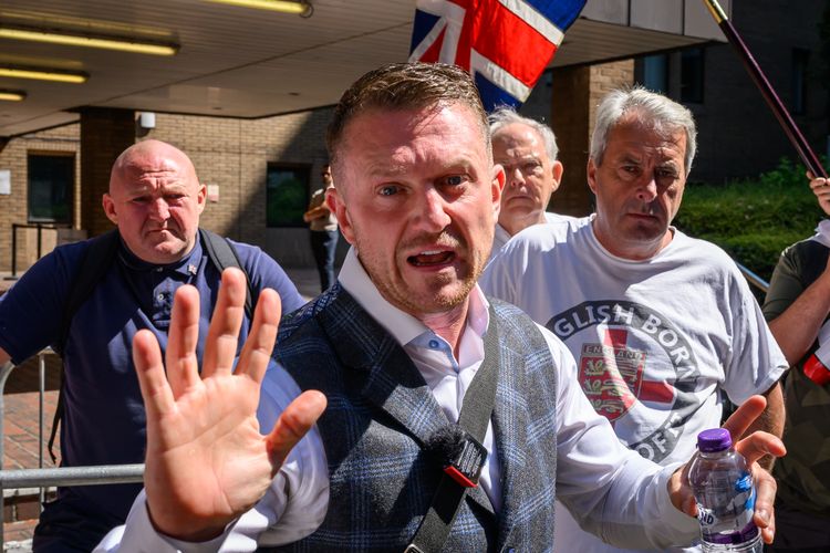 Tommy Robinson charging £28-per-minute as a personal coach to the far-right