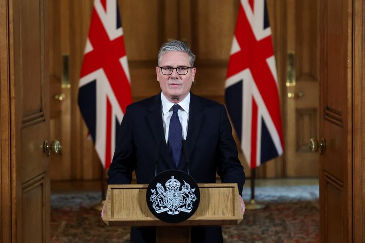Government issue response as petition calling for general election passes 700,000 signatures