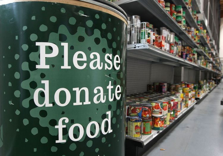 Full-time workers are turning to food banks amid cost of living crisis