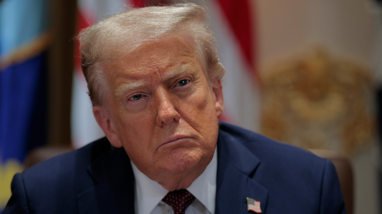 First photo of Trump since death rumour goes viral and everyone is saying the same thing