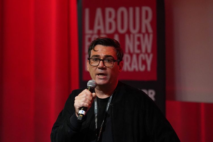 LIVERPOOL, ENGLAND - SEPTEMBER 28: Andy Burnham, Mayor of Greater Manchester, speaks at a fringe event on renewing Britain's democracy at ACC Liverpool on September 28, 2025 in Liverpool, England. Labour Conference is being held against a vastly different backdrop to last year when the party had swept to power in a landslide general election victory. A year on and polling shows three quarters of Britons (74-77%) say they have little to no trust in the party on the cost of living, immigration, taxation, managing the economy, representing people like them, or keeping its promises. (Photo by Ian Forsyth/Getty Images)