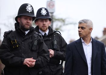 London murder rate drops to 'lowest level in decades'