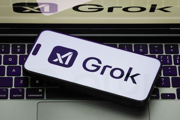 Grok says 'Meesa so sorry' for sharing indecent images of young girls