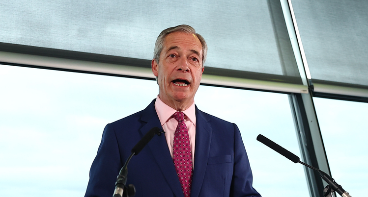 nigel farage heckled scotland