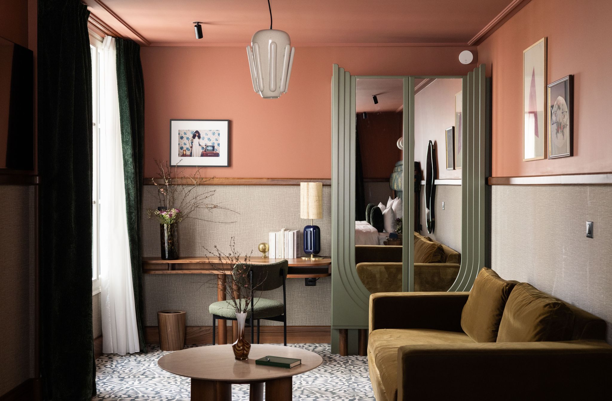 1.75 La Treve hotel Paris