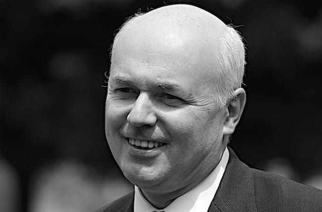 Struggling families charged 45p a minute by Iain Duncan Smith to discuss benefits