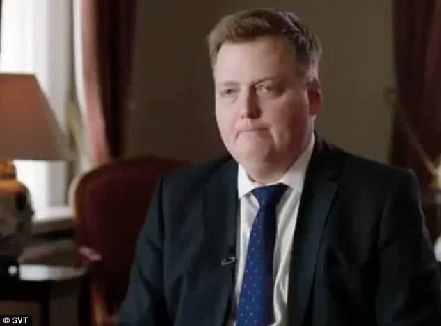 VIDEO – Iceland PM storms out of interview about Panama firm