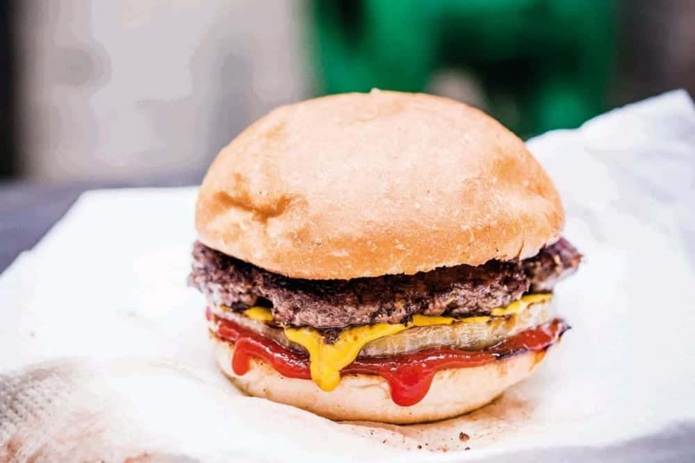 How To Make The Perfect… ‘Backyard Burger’