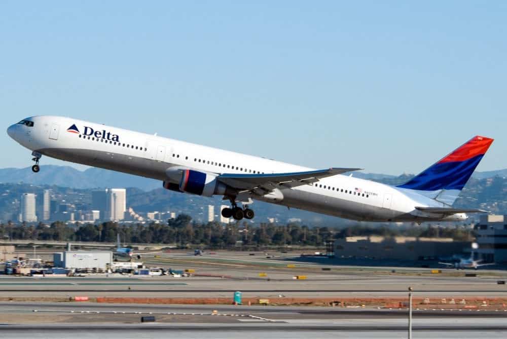 Watch: Delta Airlines eject passengers for “speaking Arabic”