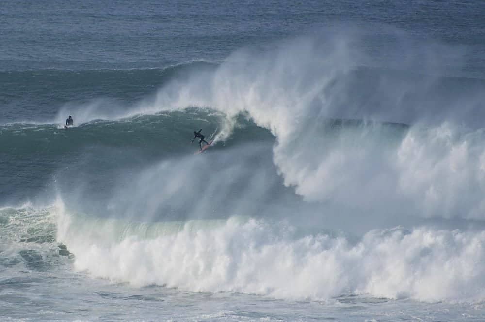 Surfers flock to Cornwall to ride the renowned ‘Cribbar’