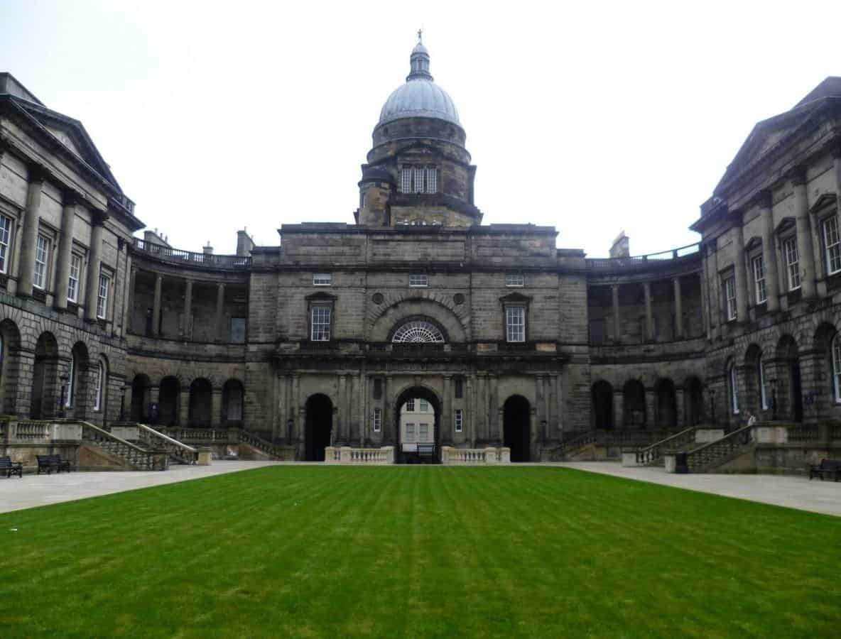 Scottish colleges struggling to meet gender balance targets