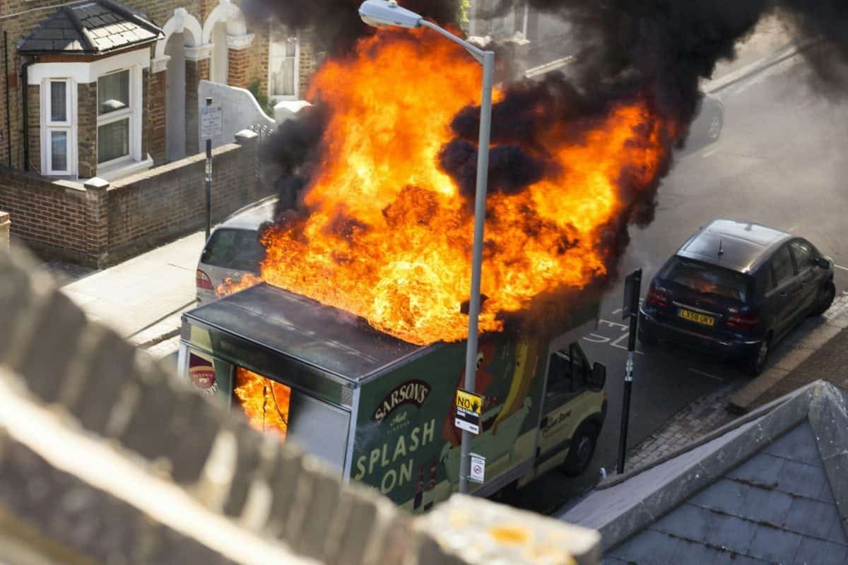Fish and chip van bursts into flames on quiet residential street in Wimbledon
