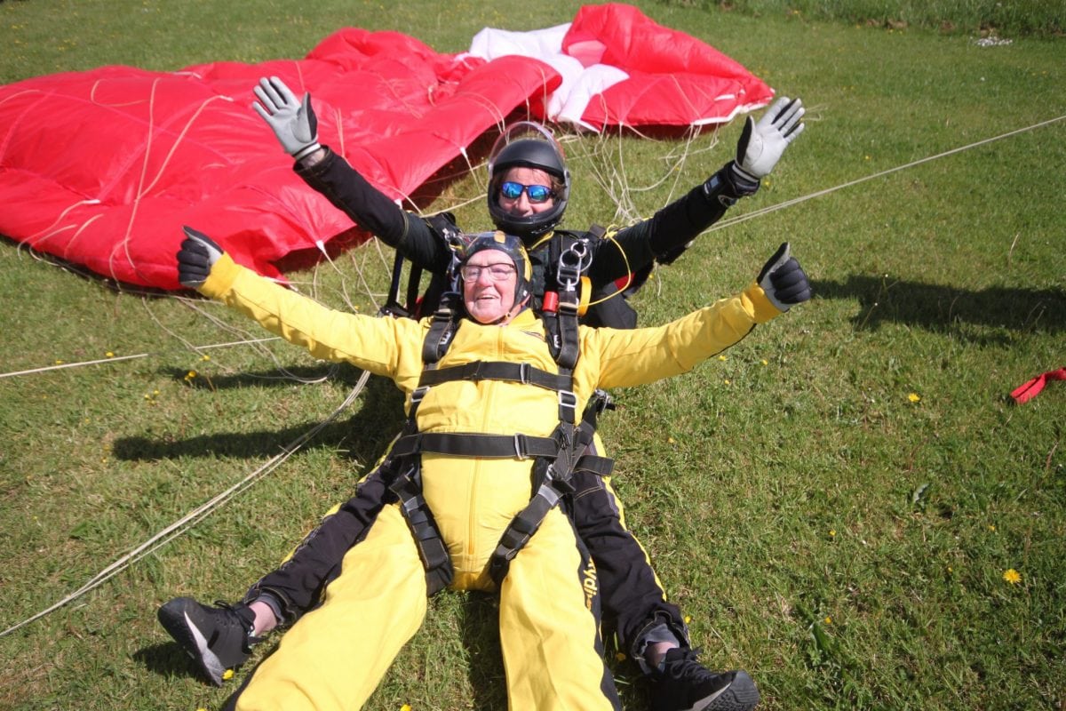 Watch – D-Day hero yesterday became the world’s oldest tandem skydiver…aged 101!