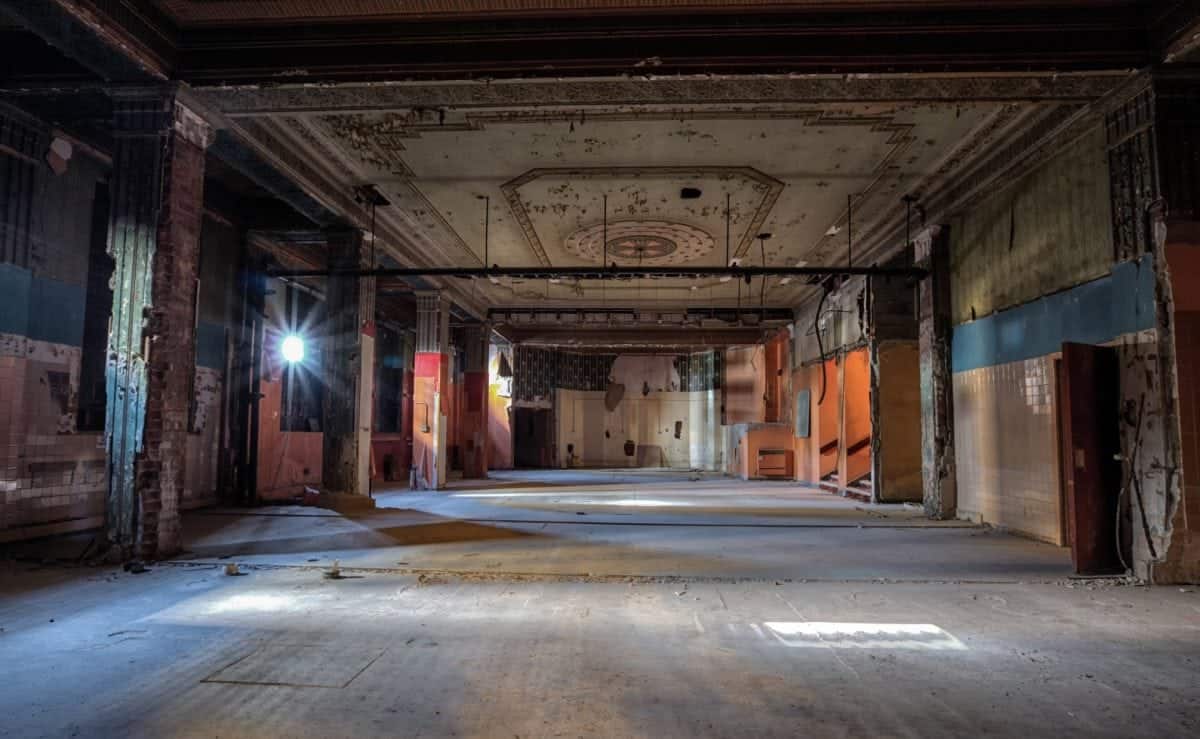 Eerie pictures inside one of the last remaining “Super cinemas” of the 1930s