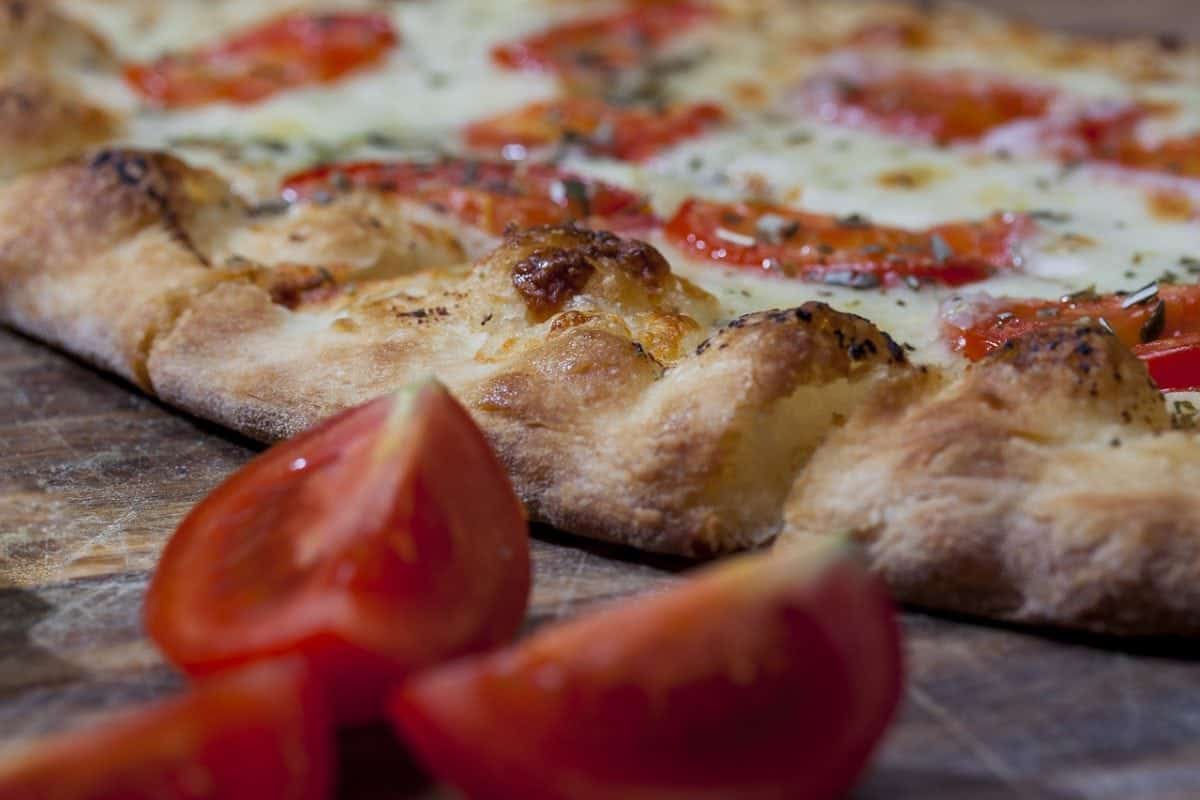 Things You Should Know Before Biting Into Your Next Pizza