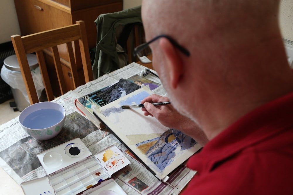 Artist creates stunning watercolour paintings despite being blind