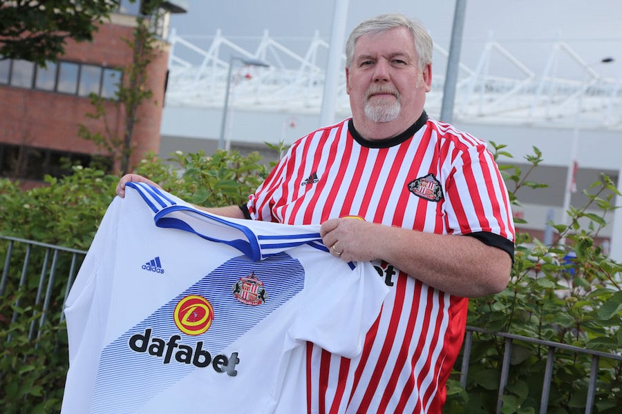 Sunderland’s biggest fan: Supporter annoyed he can’t get shirt that fits