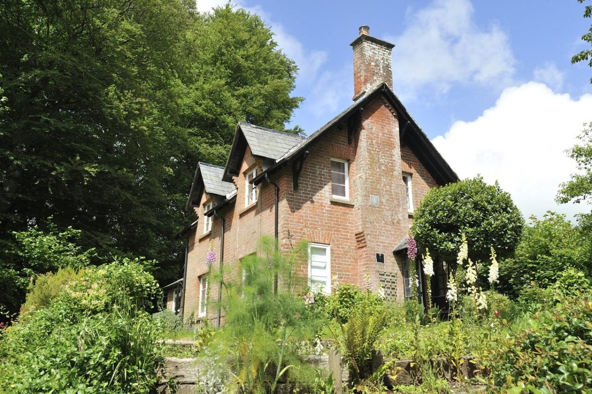 Hugh Fearnley-Whittingstall’s original River Cottage put up for sale