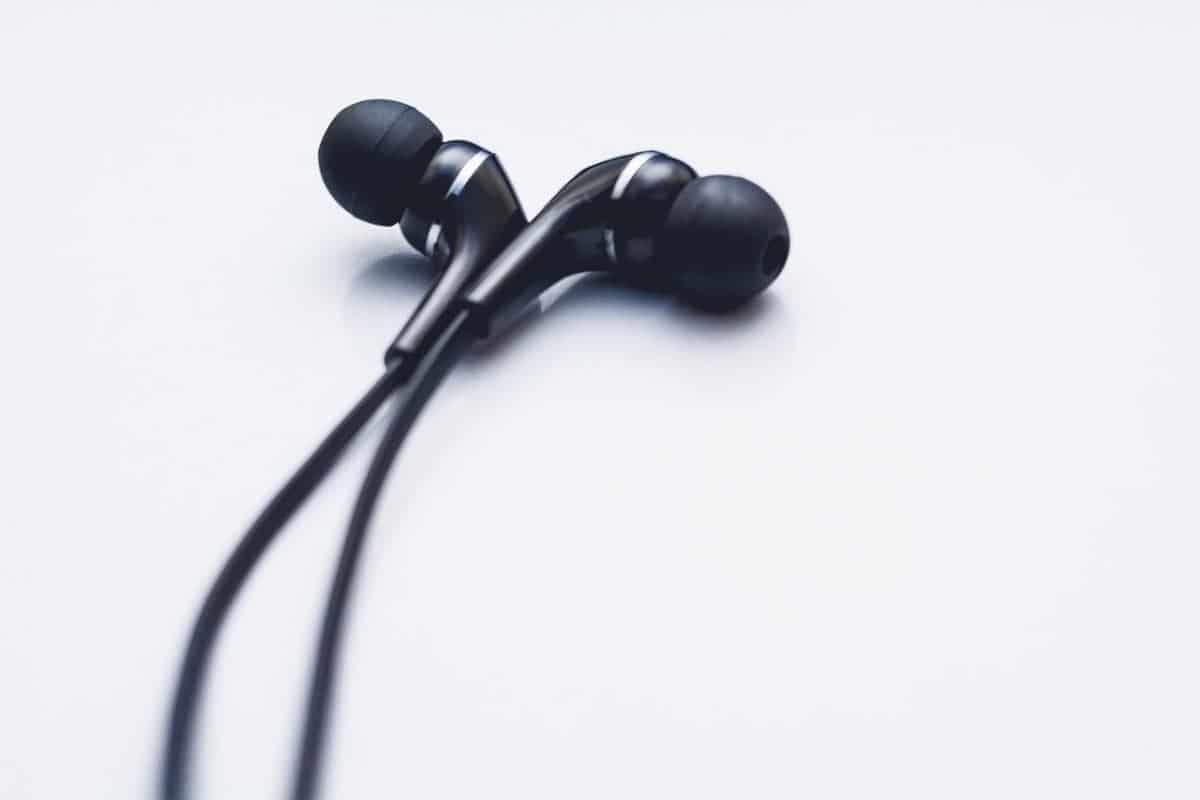 urBeats3: We still want wired earphones