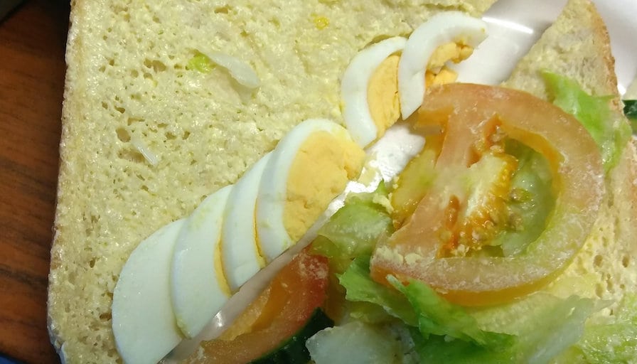 Hospital visitor slams sandwich company for “ripping off the NHS” with ‘egg salad sandwich’ with hardly any EGG
