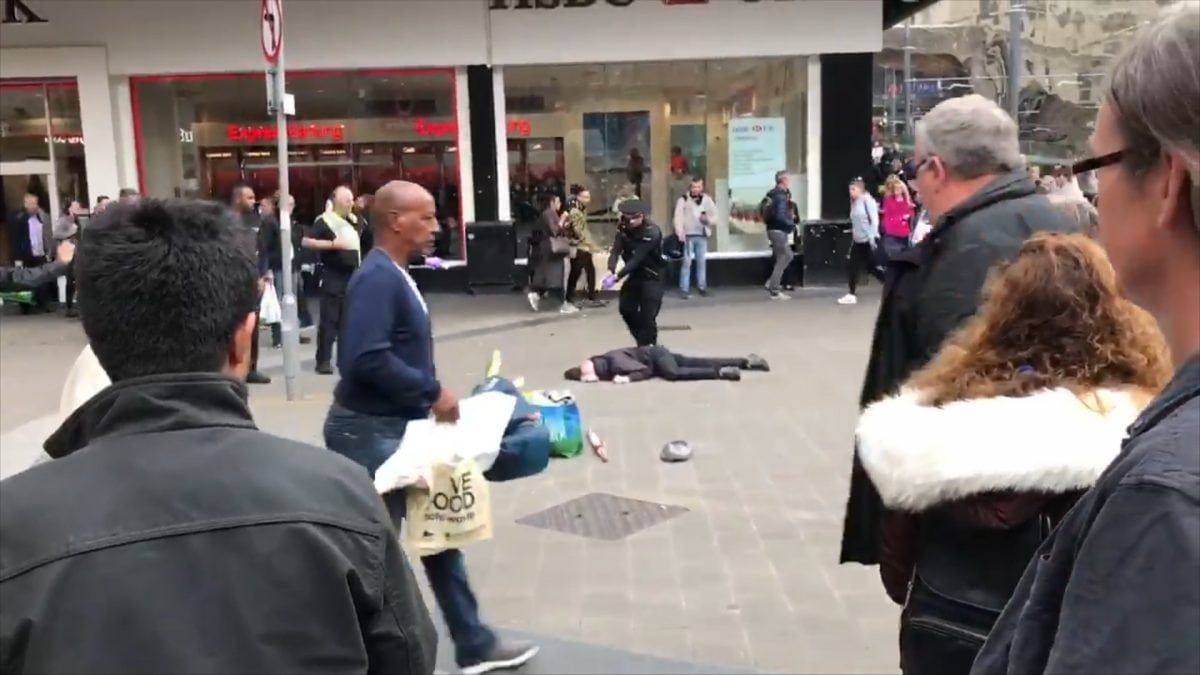 Knifeman tasered by police just hours after Parsons Green tube terror