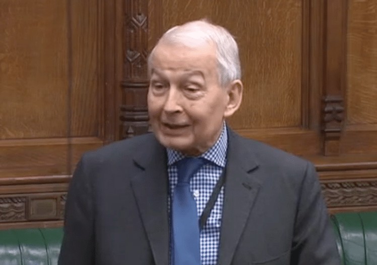 Tories’ flagship policy is a “national scandal” with families going hungry, reveals Labour MP Frank Field