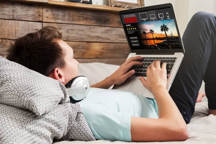 4 Signs You’re Using an Illegal Movie Streaming Service