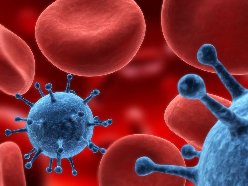 Fighting cancer with nanobots