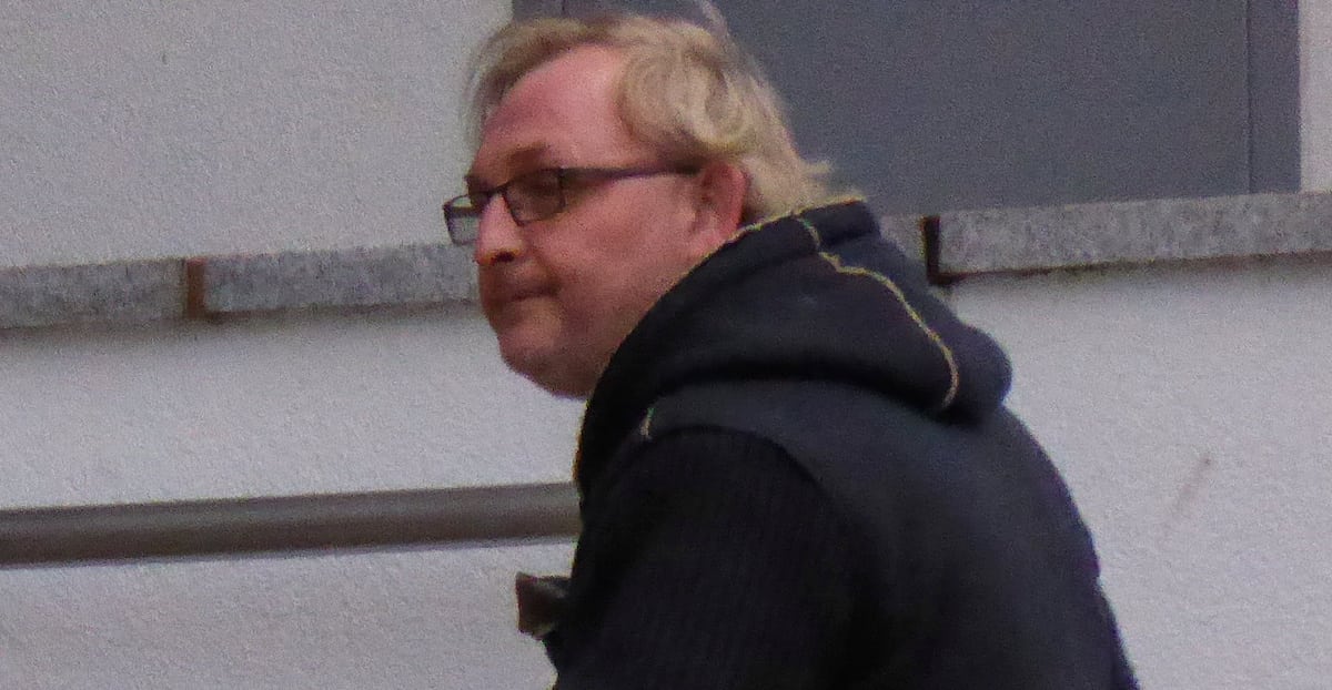 Dad who was found with more than 100 indecent images on his computer spared jail