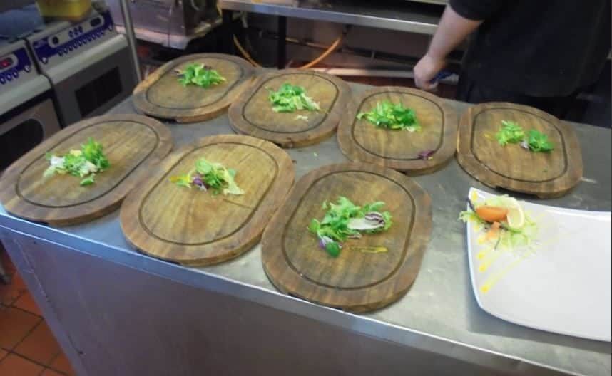 Restaurant fined £50,000 for serving food on wooden plates which could not be cleaned