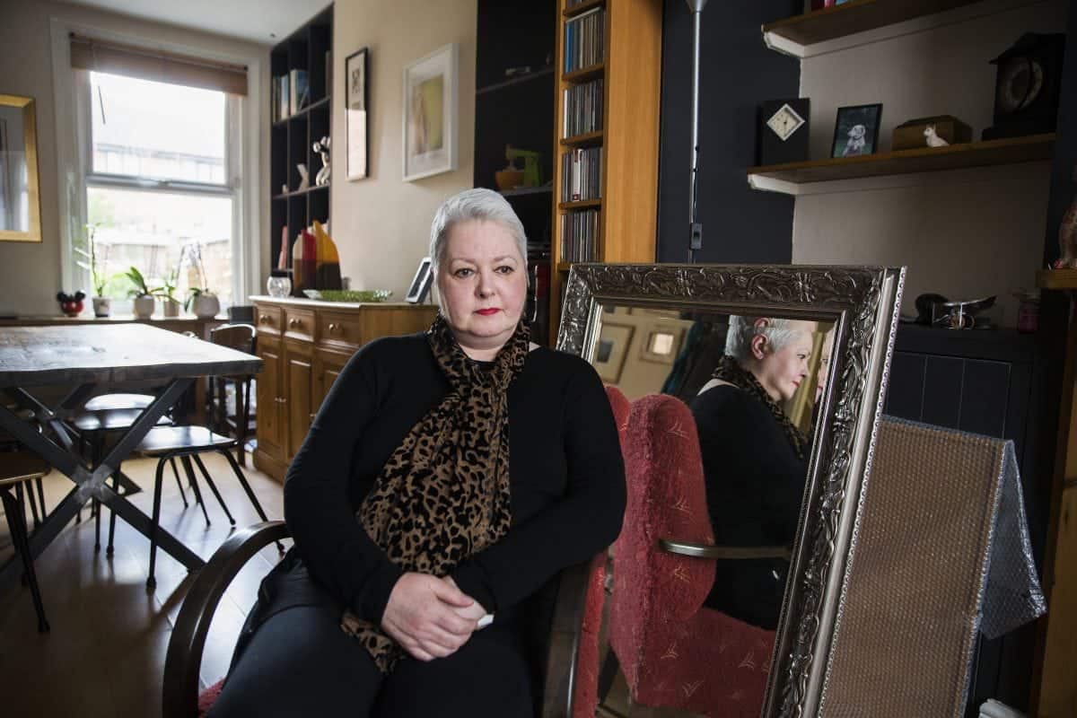 Strangers help cancer patient after bank threatens to repossess her home