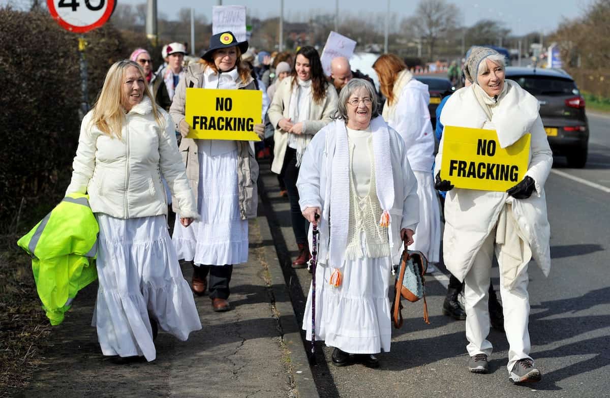 Oscar-winning actor Emma Thompson joins fracking protest