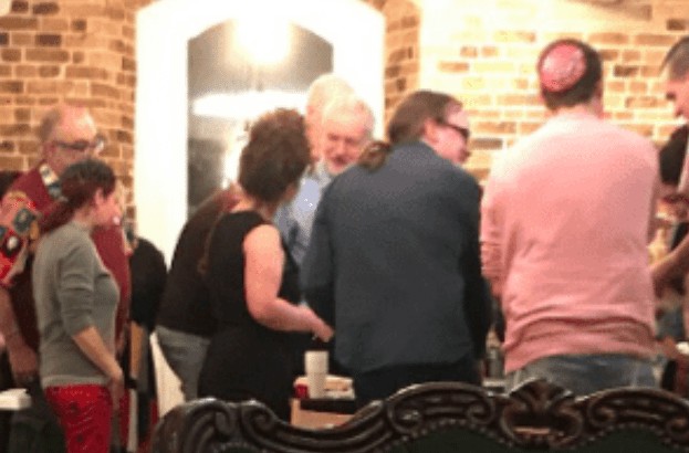 Jeremy Corbyn attacked for celebrating Passover with Jews – but apparently Jewdas are the wrong sort of Jews