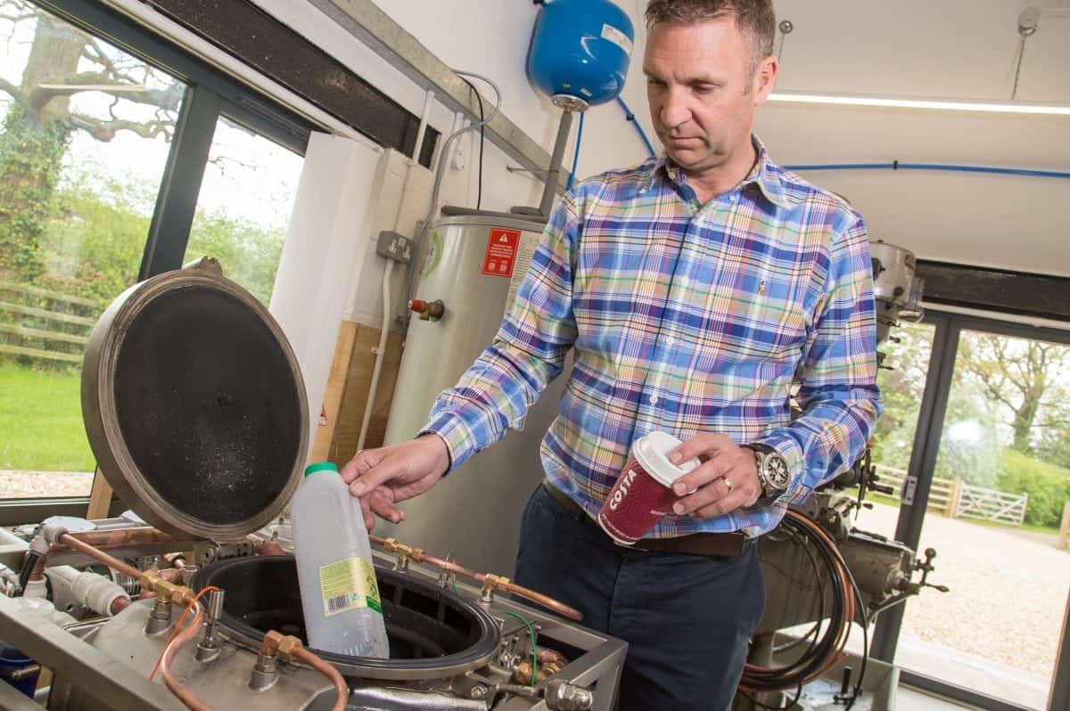 RUBBISH POWER – Green-fingered dad invents washing machine-sized incinerator that turns rubbish and food waste into fuel
